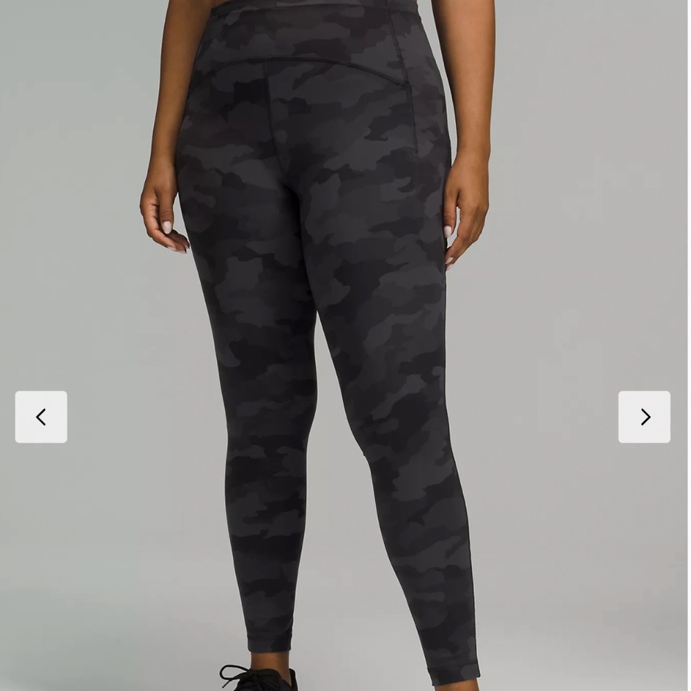 Lululemon Swift Speed High-Rise Tight 28" Size 2 Black Camo
